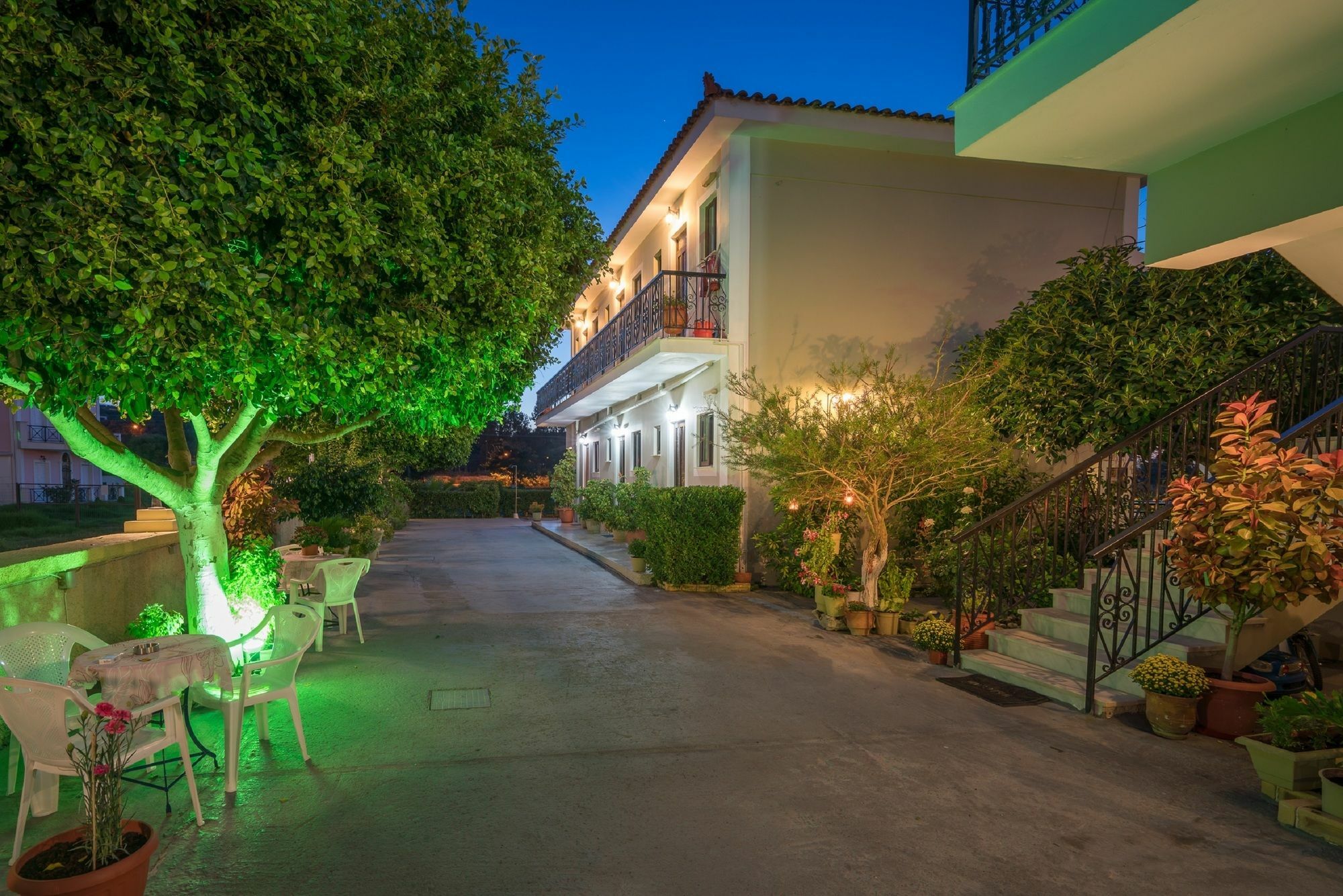 Tota Studios Planos Exterior foto